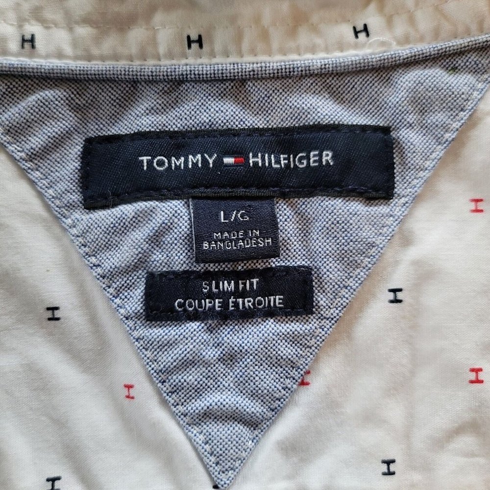 Tommy Hilfiger Long Sleeve Button Down Dress Shirt Size Large Slim Fit H Design